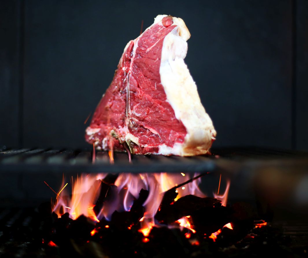 Bistecca alla Fiorentina: Steak-Genuss pur in der Toskana